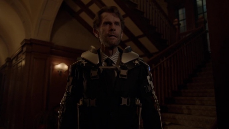 Image:Kevin Conroy dans Batwoman.jpg